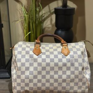 Louis Vuitton speedy 30
